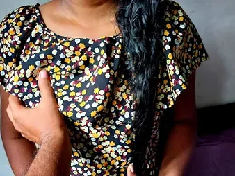 Handsome Brownis seduces her step-brother with her super-sexy looks & red-hot assets in this hot Asian desire