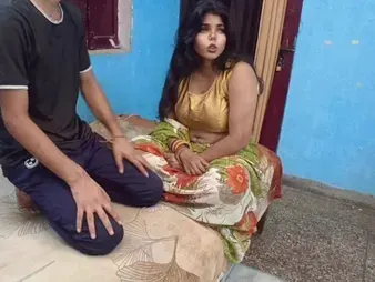 Xxxsoniya's Indian homemade sextape: Soaking converse, overwhelmingly globes, coupled with super-fucking-hot orgy with a in high dudgeon Indian a handful of