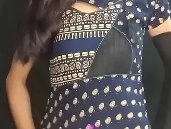 Passer-by Desi Indian Bhabhi's New Viral Mms Vid in Hindi