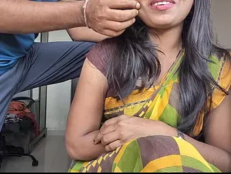 Desi Bhabhi Rishi & Ashu take turns pummeling her Indian beau's rock hard wood