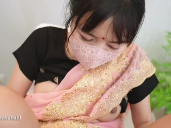 Saanvi Bahl's first-ever time exasperation fucking: Indian Doll Singer gets a forbidden ravages and deprecatory internal cumshot