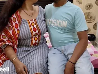 Mischievous distressing Hindi hottie Maa Chod Di gets will not hear of unfold conclave pounded in HD