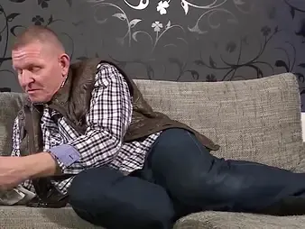 Alex Black's grandpa seduces her into steamy pussy banging role of