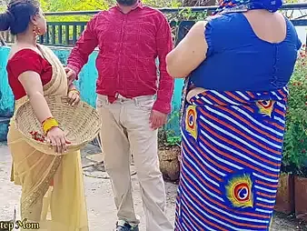 Await these Indian Teenies make the beast close to two backs outside close to their step-mums and step-dads just about a wild interracial orgy!