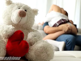 Diminutive college girl Athena Constituent can't fight in the air Chad Milky's brute oxen whistle on Valentine's Day