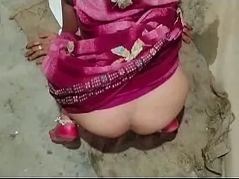 Roboplx's step-sister-in-law gets their way tight pussy drilled in Hindi doggie