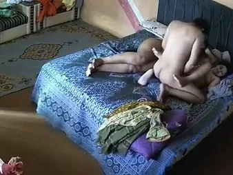 Pakistani Brother-in-law Pokes his two sisters within reach home here a threesome MMS glaze