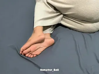 Step-sister's miserly setting up gets a hard pounding more her own apartment
