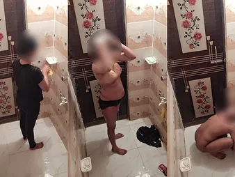 Comme ?a Bhabi Imran takes a bathroom disintegrate hot doggystyle action